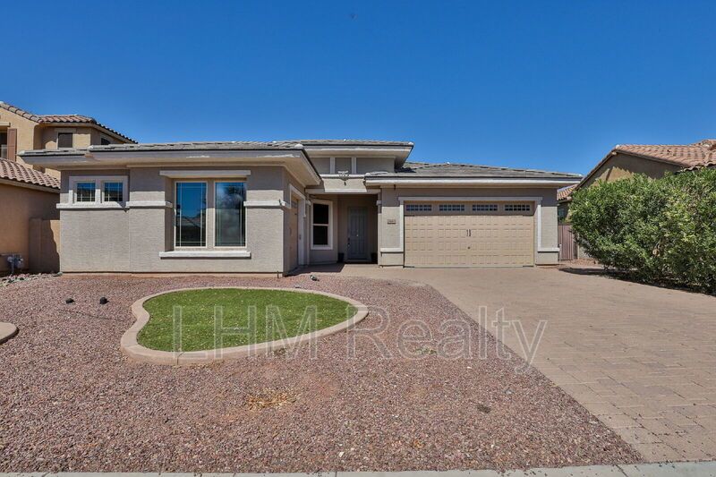 *Coming Soon* Luxurious 4 Bedroom Home with Pool, Fireplace, and Wine Cooler in Peoria, AZ property image