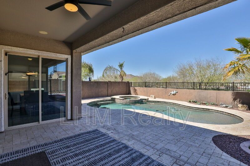 *Coming Soon* Luxurious 4 Bedroom Home with Pool, Fireplace, and Wine Cooler in Peoria, AZ property image